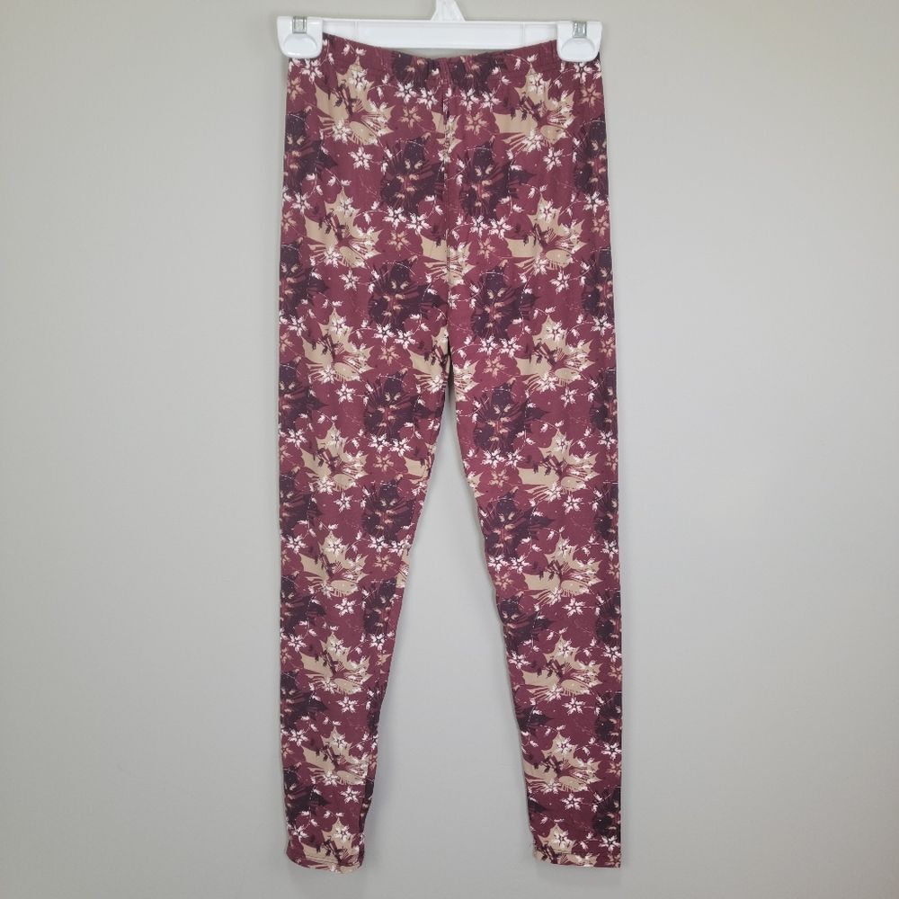 Legging Depot Burgundy Fall Print Leggings  One Size Fits All‎
